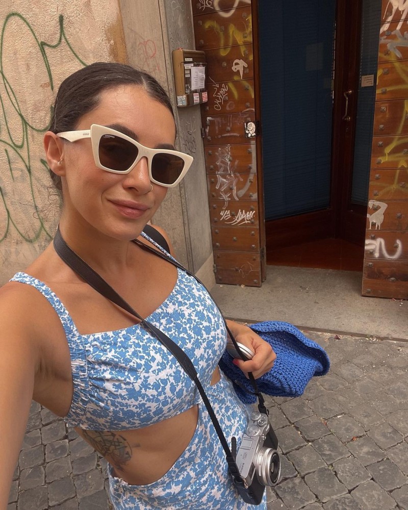 hande dogandemir in roma ve barselona paylasimlari yogun ilgi gordu